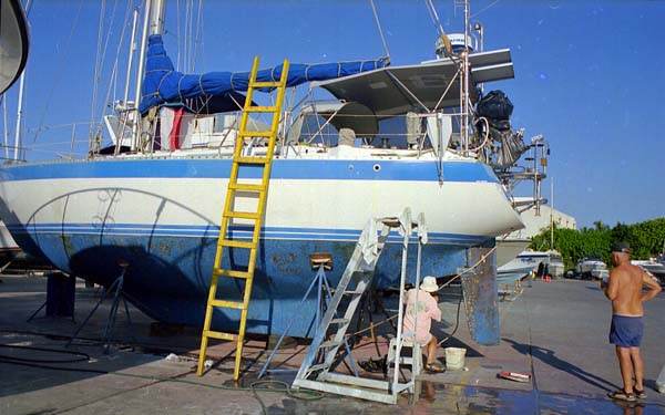 PUERTA VALLARTA BOATYARD