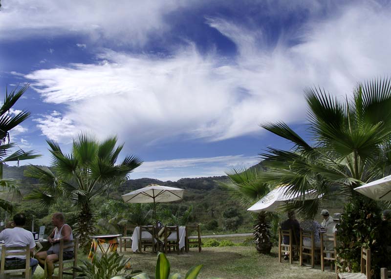 El TuitoRestaurant Sky