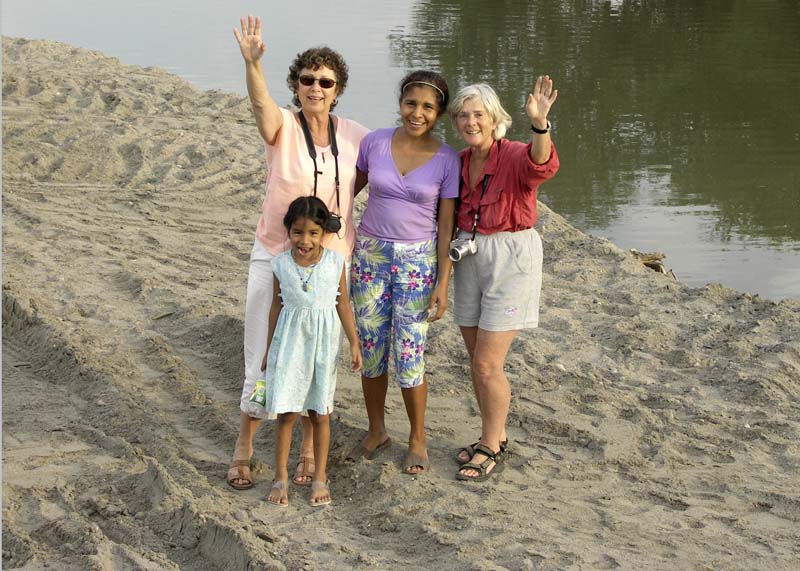 River,Susie,Mom&Friends